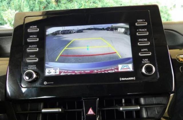 2024 Toyota Camry SE - Photo 9