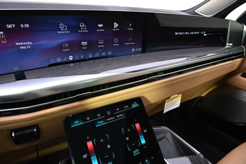 2025 Cadillac Escalade IQ Luxury 2 - Photo 28