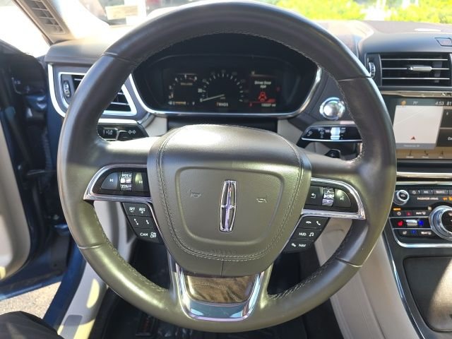 Used 2018 Diamond Lincoln Reserve image 7