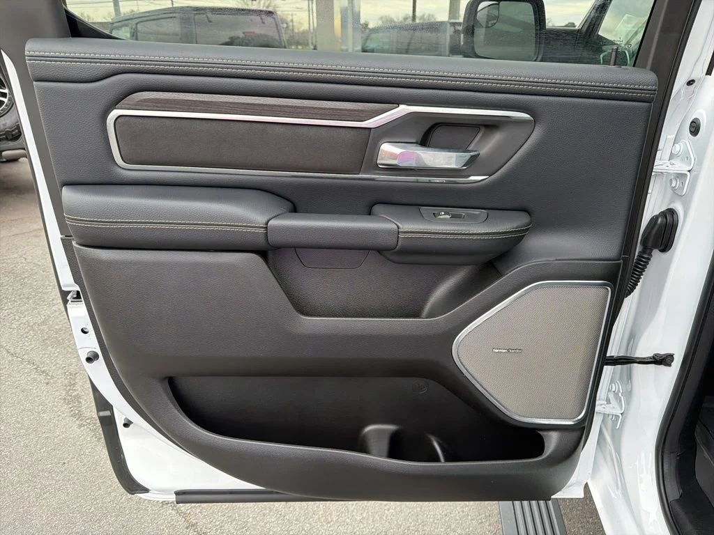 New 2026 Bright White Clear-Coat Exterior Paint RAM Laramie image 14