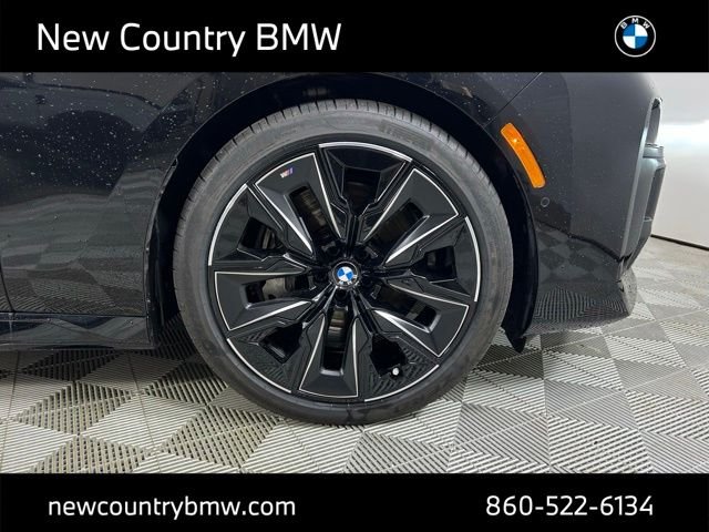 Used 2024 Black Sapphire Metallic BMW 760i xDrive image 9