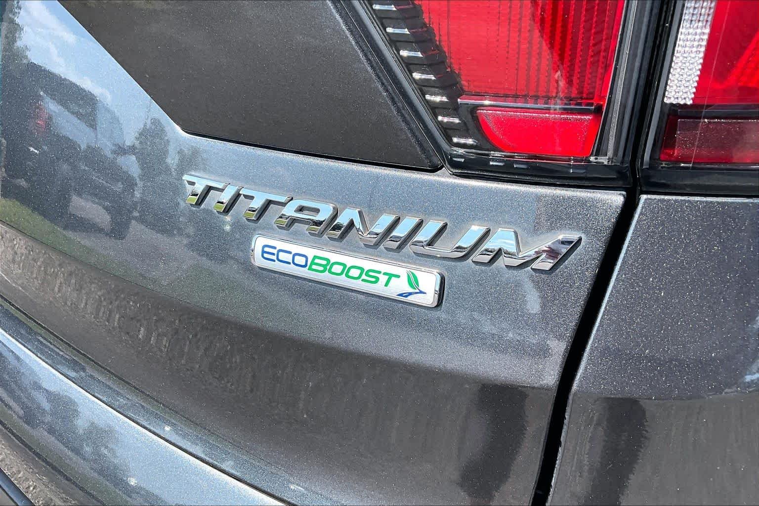 Used 2017 Magnetic Ford Titanium image 10