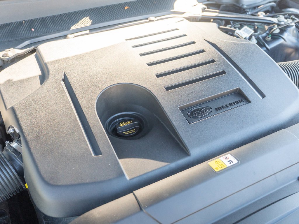 Used 2020 Black Land Rover HST image 37