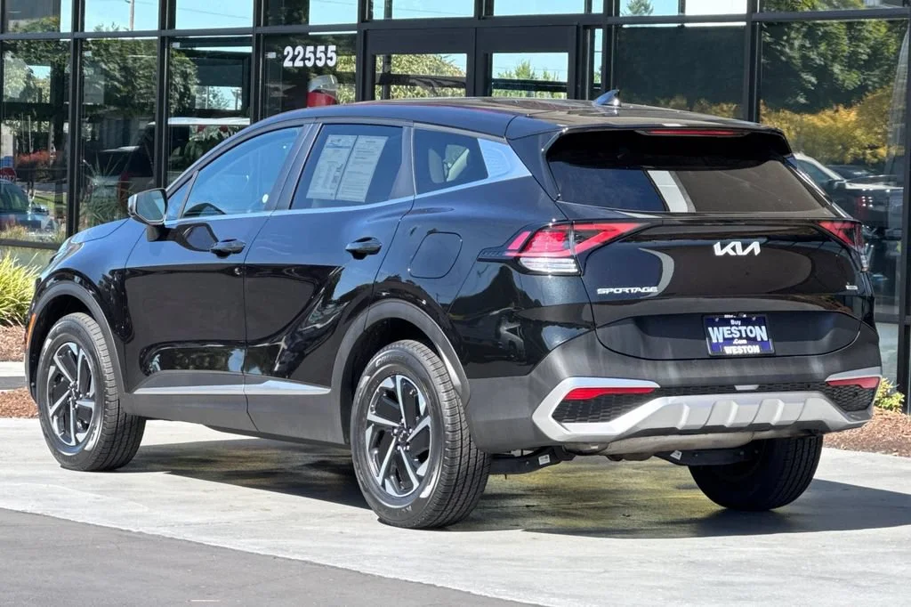 Used 2023 Black Kia LX image 6