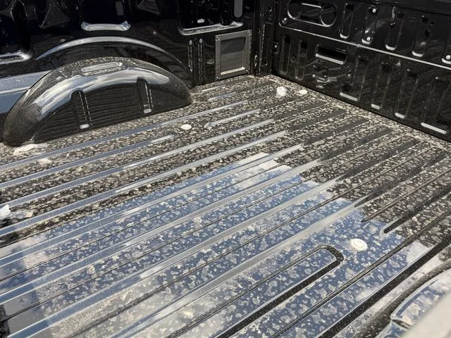 New 2026 Agate Black Metallic Ford XLT image 10