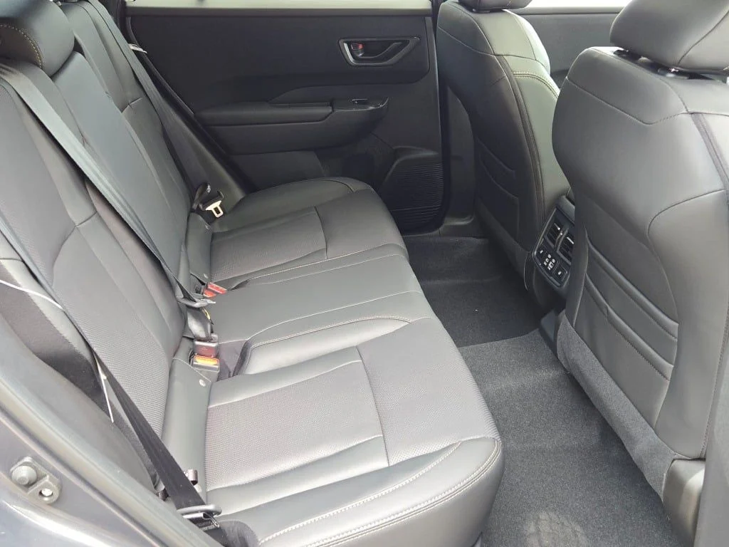 New 2026 MAGNETITE GRAY METALLIC Subaru Limited image 17