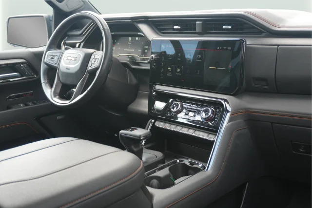 Used 2023 Silver GMC AT4 image 21