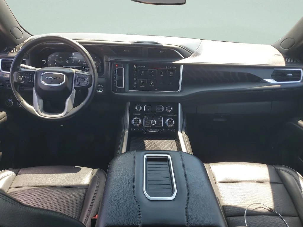 Used 2024 Onyx Black GMC Denali image 11