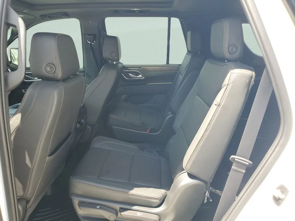 Used 2023 Summit White Chevrolet High Country image 10