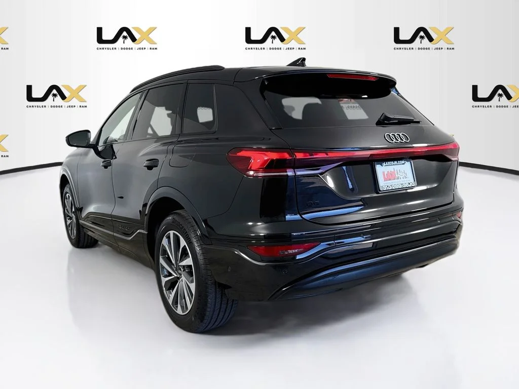 Used 2025 Black Audi Premium Plus image 5