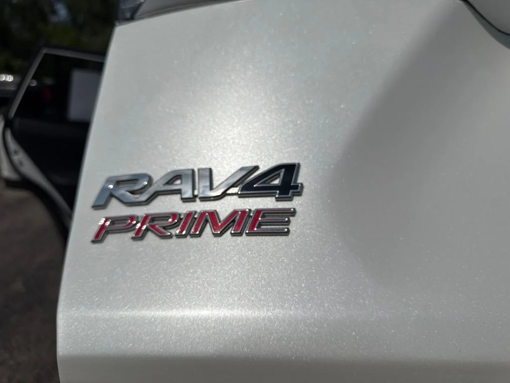 Used 2023 White Toyota XSE image 18