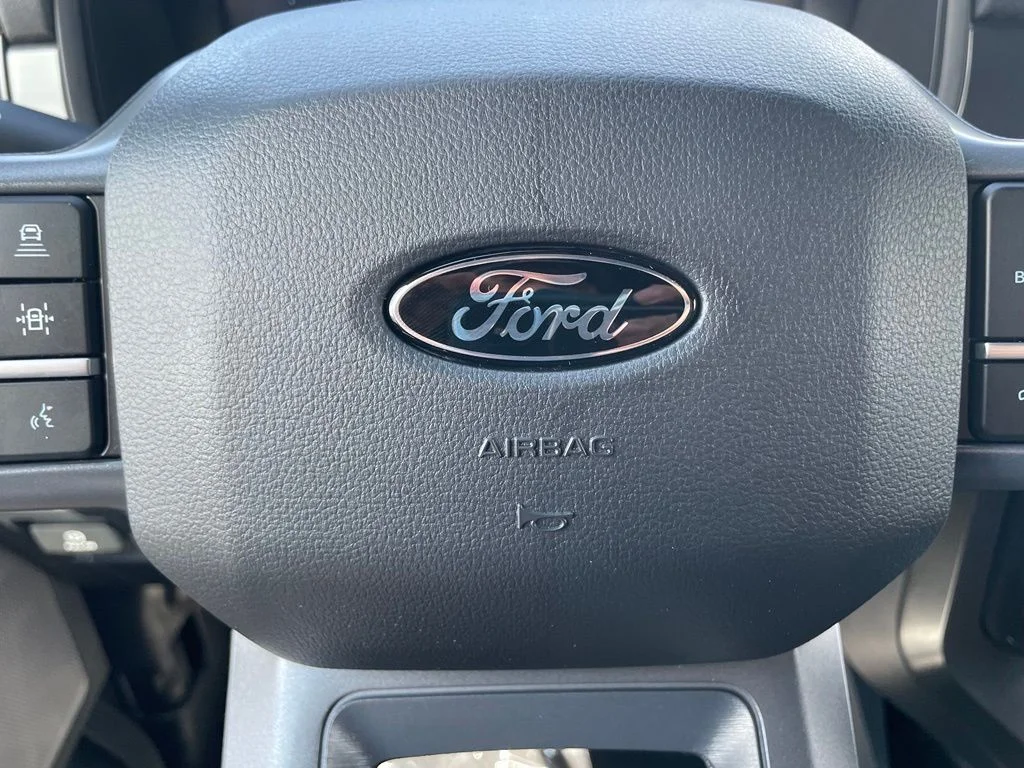 New 2026 Carbonized Gray Metallic Ford Lariat® image 17
