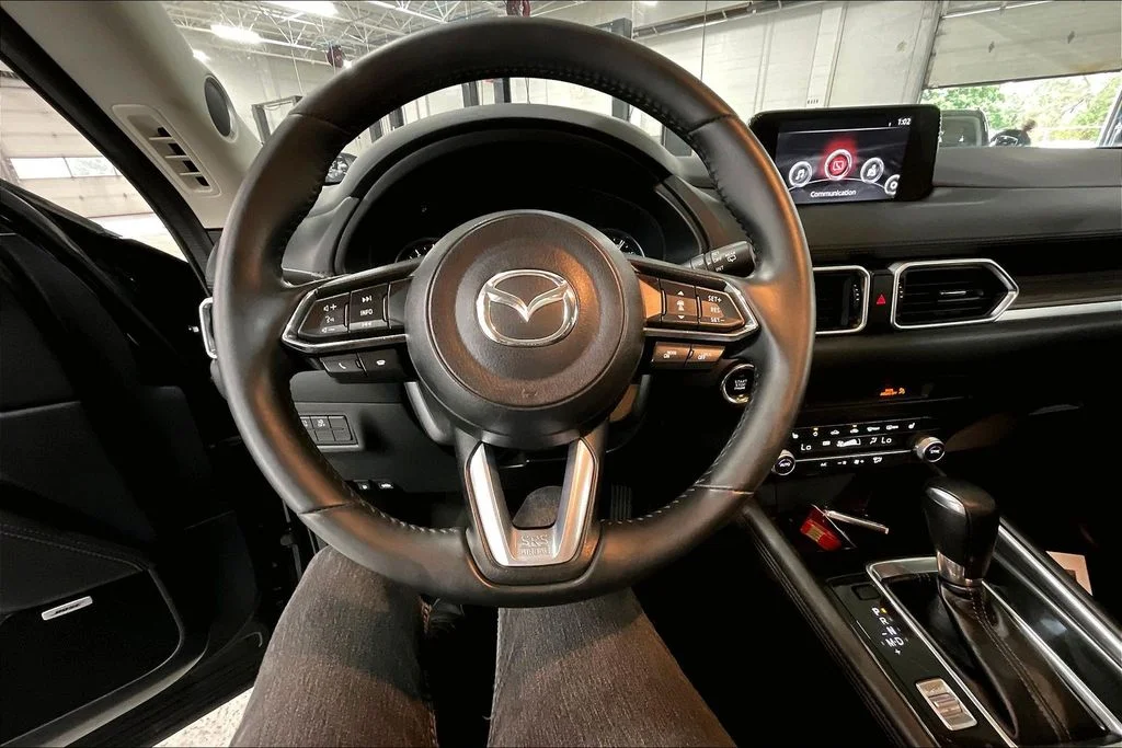 Used 2020 Black Mazda Grand Touring image 4