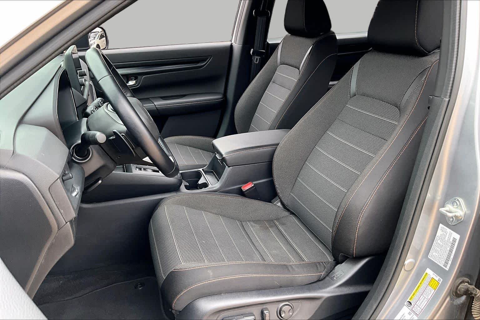 Used 2025 Solar Silver Metallic Honda Sport image 7