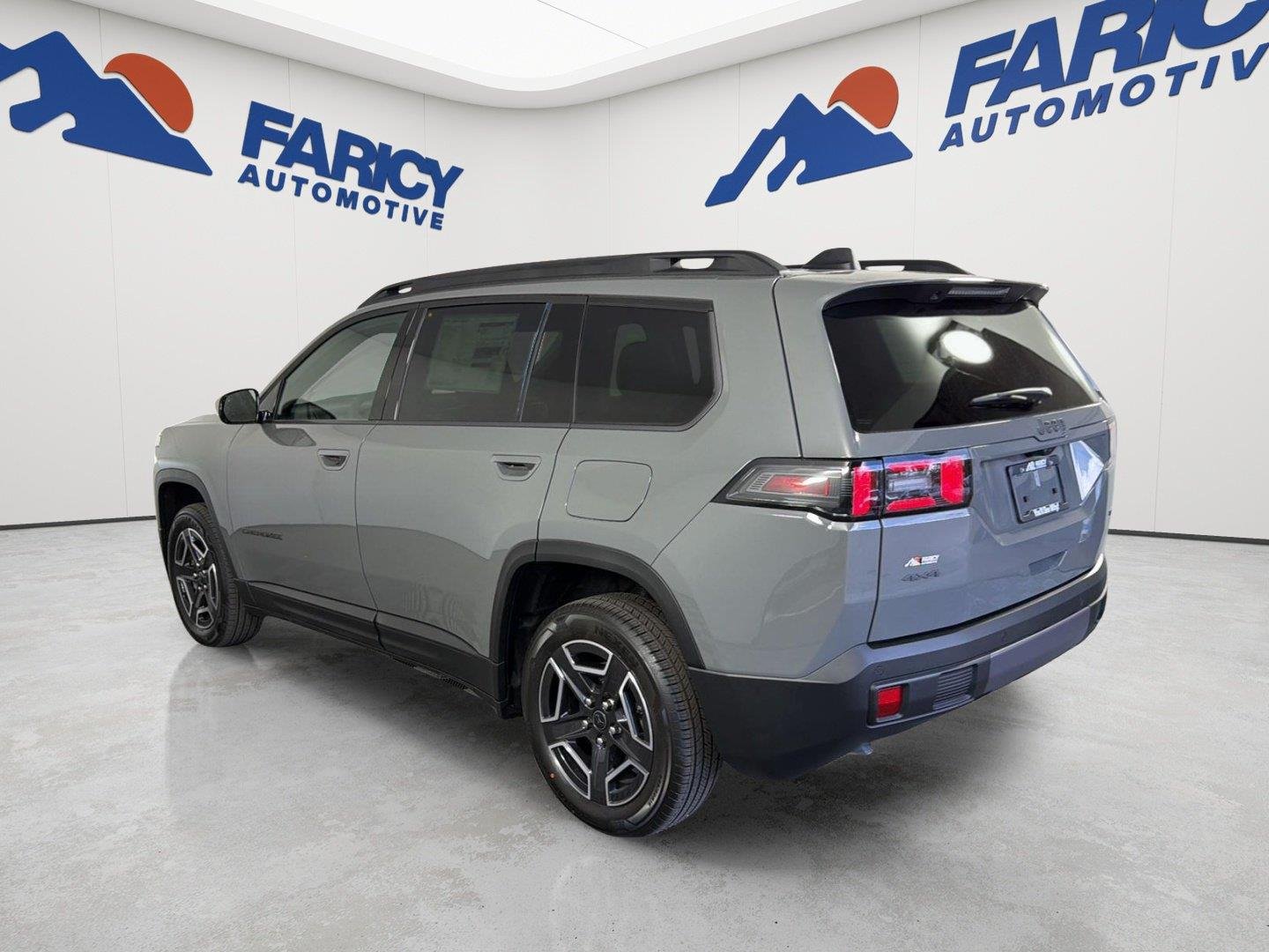 New 2026 Sting-Gray Clear-Coat Exterior Paint Jeep Laredo image 6
