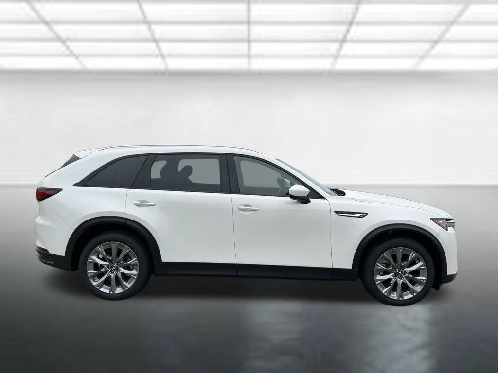 New 2026 Rhodium White Premium Mazda 3.3 Turbo Preferred AWD image 2