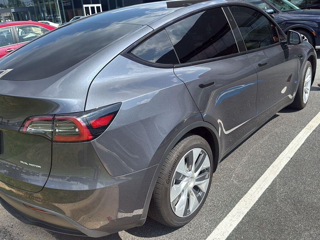 Used 2023 Midnight Silver Metallic Tesla Dual Motor image 4