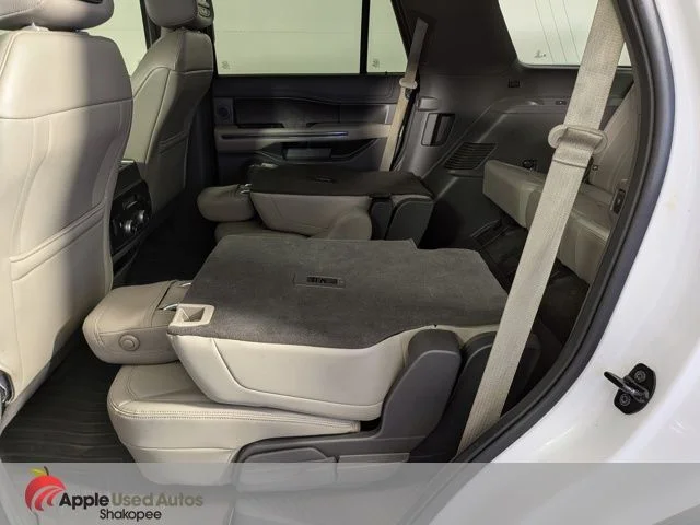 Used 2018 White Ford Limited image 44