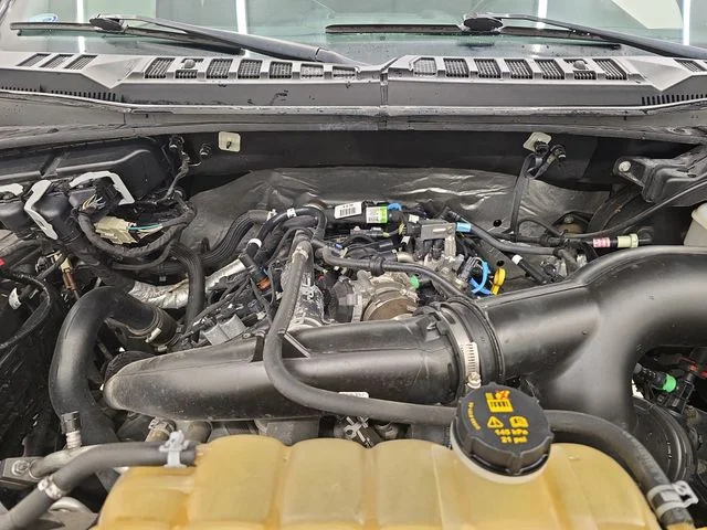 Used 2020 Agate Black Metallic Ford XLT image 36