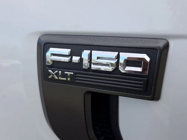 Used 2023 White Ford XLT image 6