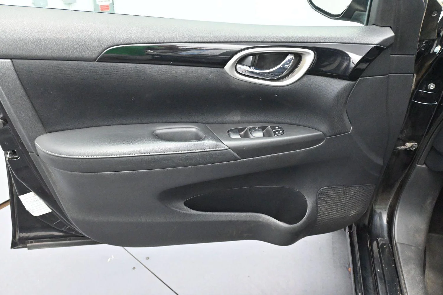 Used 2017 Super Black Nissan SV image 10