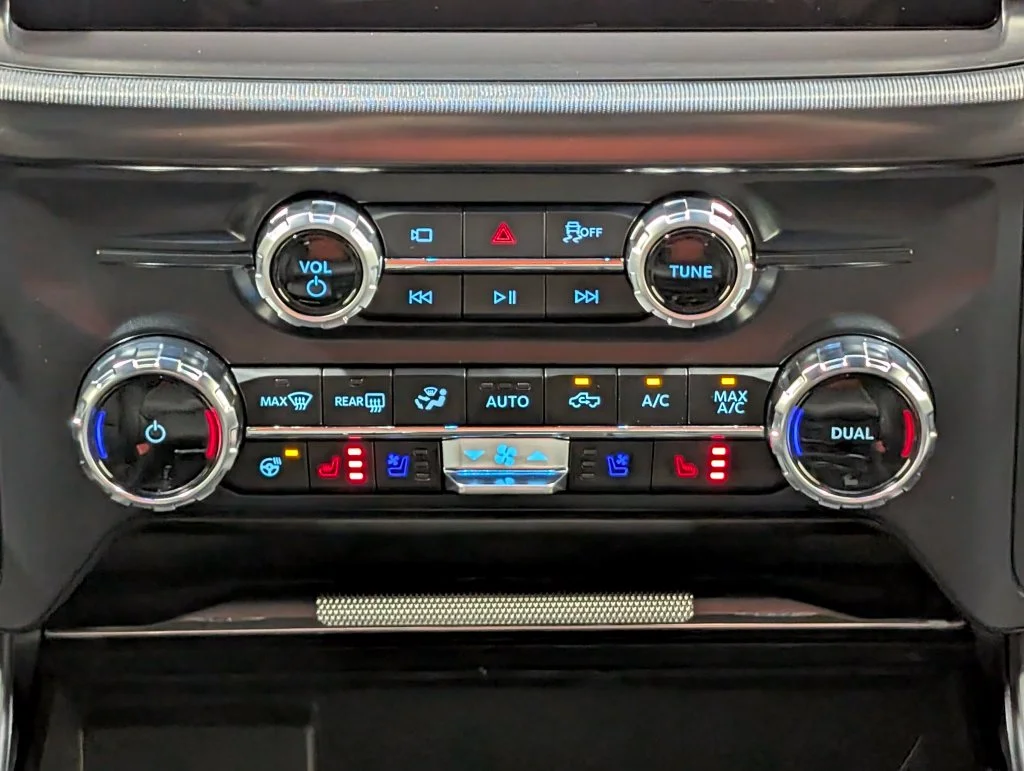 New 2026 Oxford White Ford Lariat® image 6