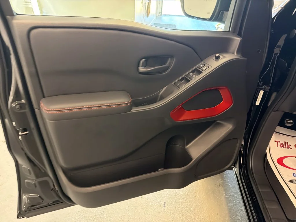 New 2027 Super Black Nissan Crew Cab PRO-4X® image 12