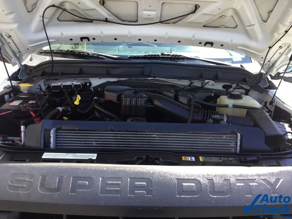 Used 2014 White Ford XL image 36