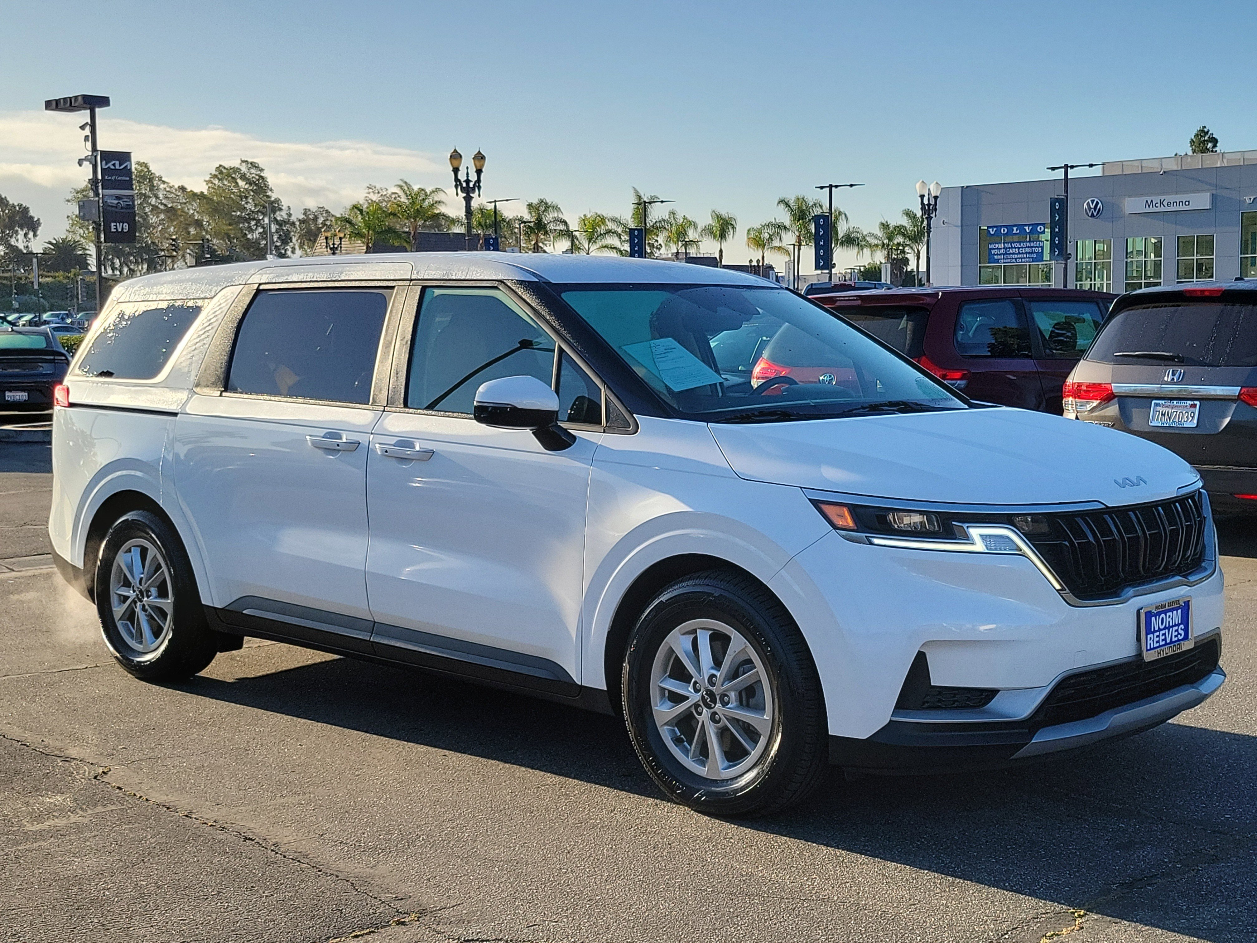 2024 Kia Carnival LX Seat Pkg - Photo 24
