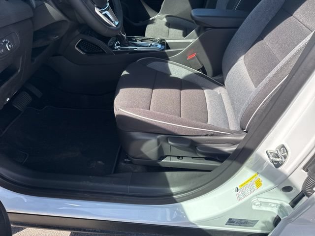 2026 Chevrolet Trailblazer LT - Photo 15