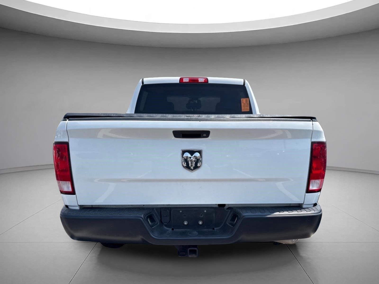 Used 2016 Bright White Clearcoat Ram Tradesman image 12