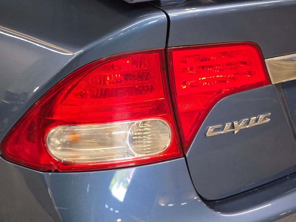 Used 2011  Honda LX image 14