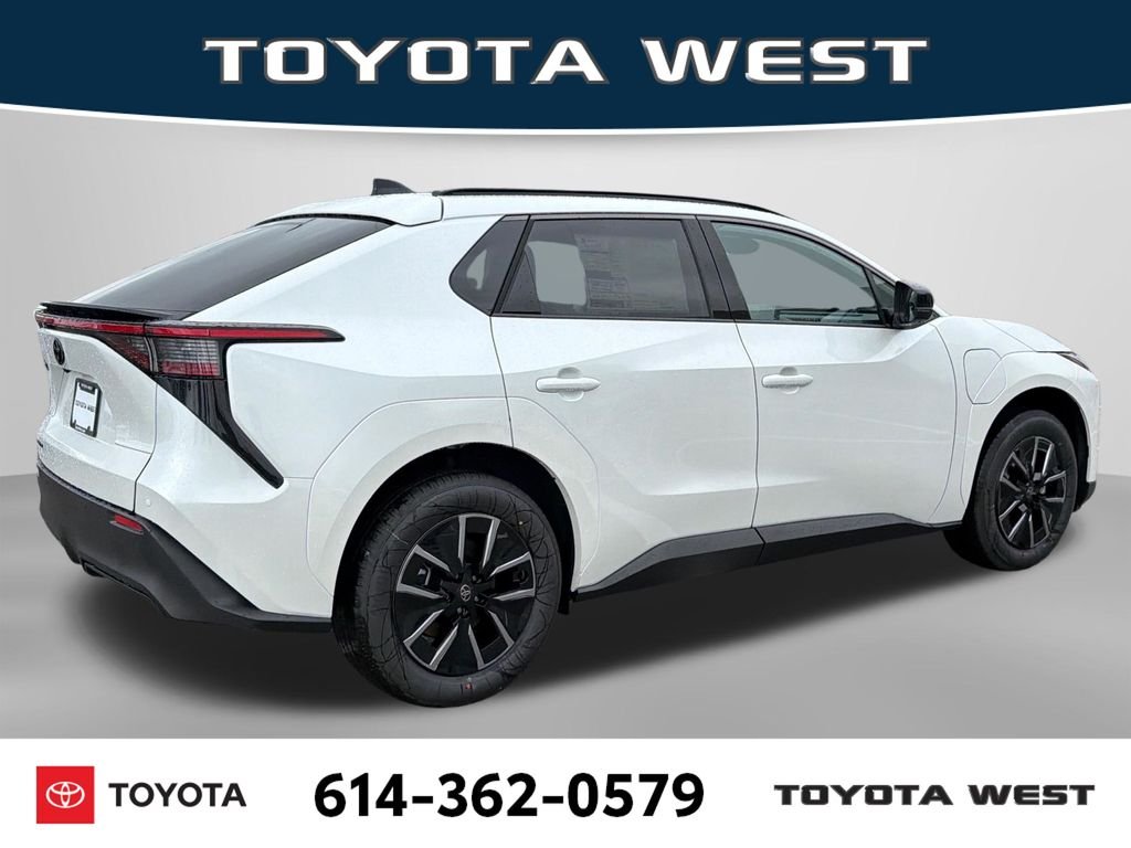 New 2026 Wind Chill Pearl Toyota XLE image 7