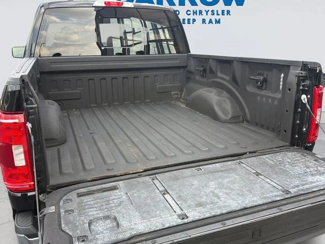 Used 2022 Black Ford XLT image 29