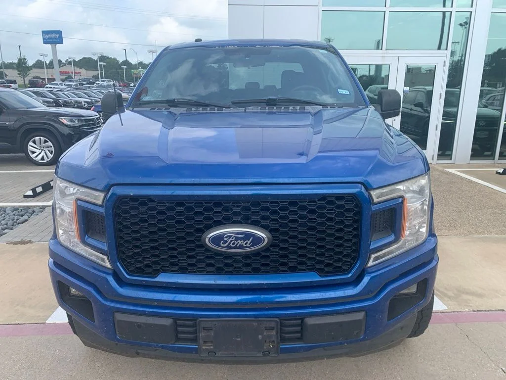 Used 2018 Blue Ford XL image 5