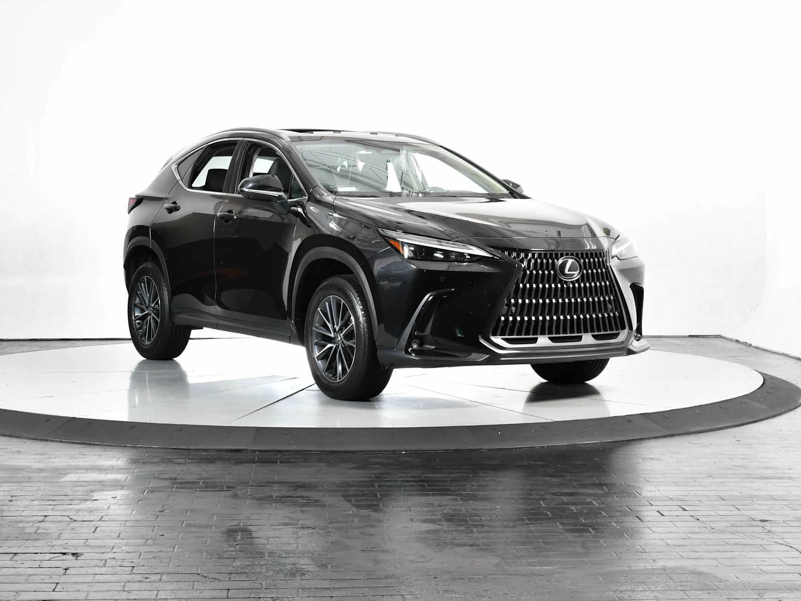 Certified Used 2025 Caviar Lexus Premium image 7