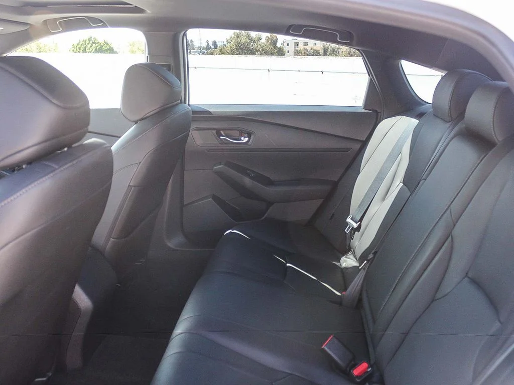 Certified Used 2023 Platinum White Pearl Honda Sport-L image 20