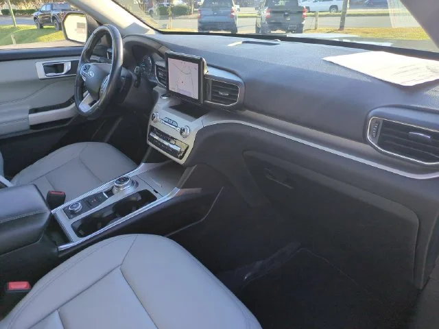 Used 2021 Gray Ford XLT image 36