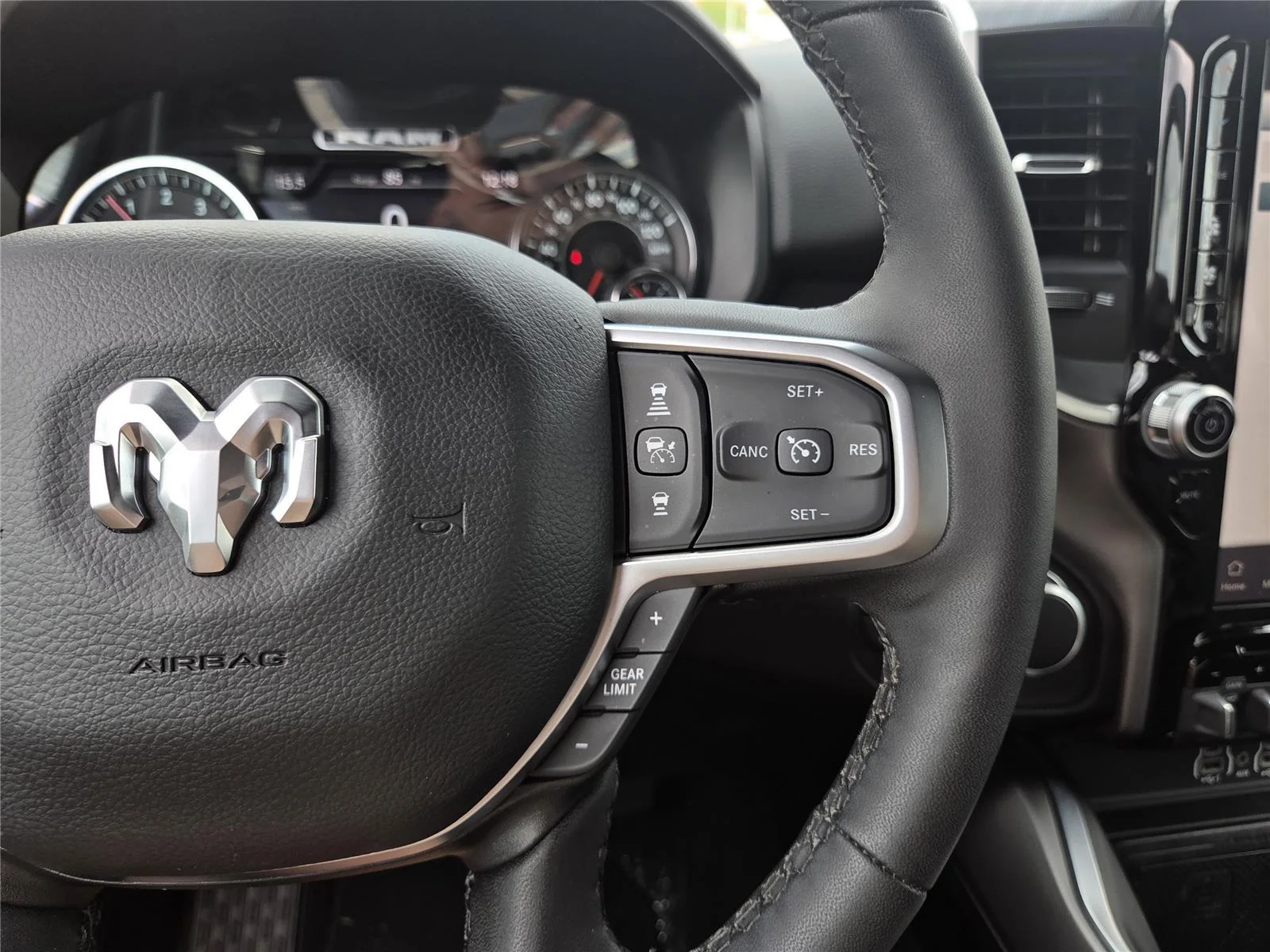 Used 2025 Billet Silver Metallic Clearcoat Ram Big Horn image 27
