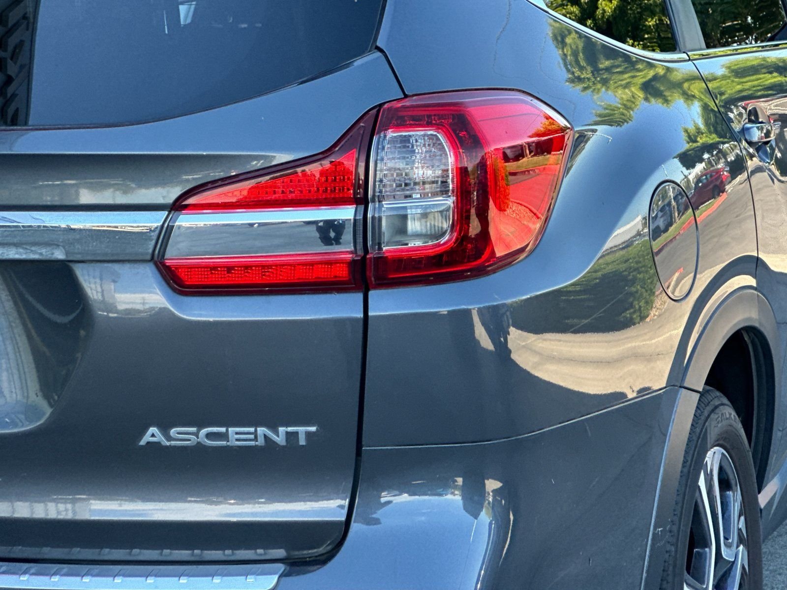Used 2020 Magnetite Gray Metallic Subaru Premium image 24