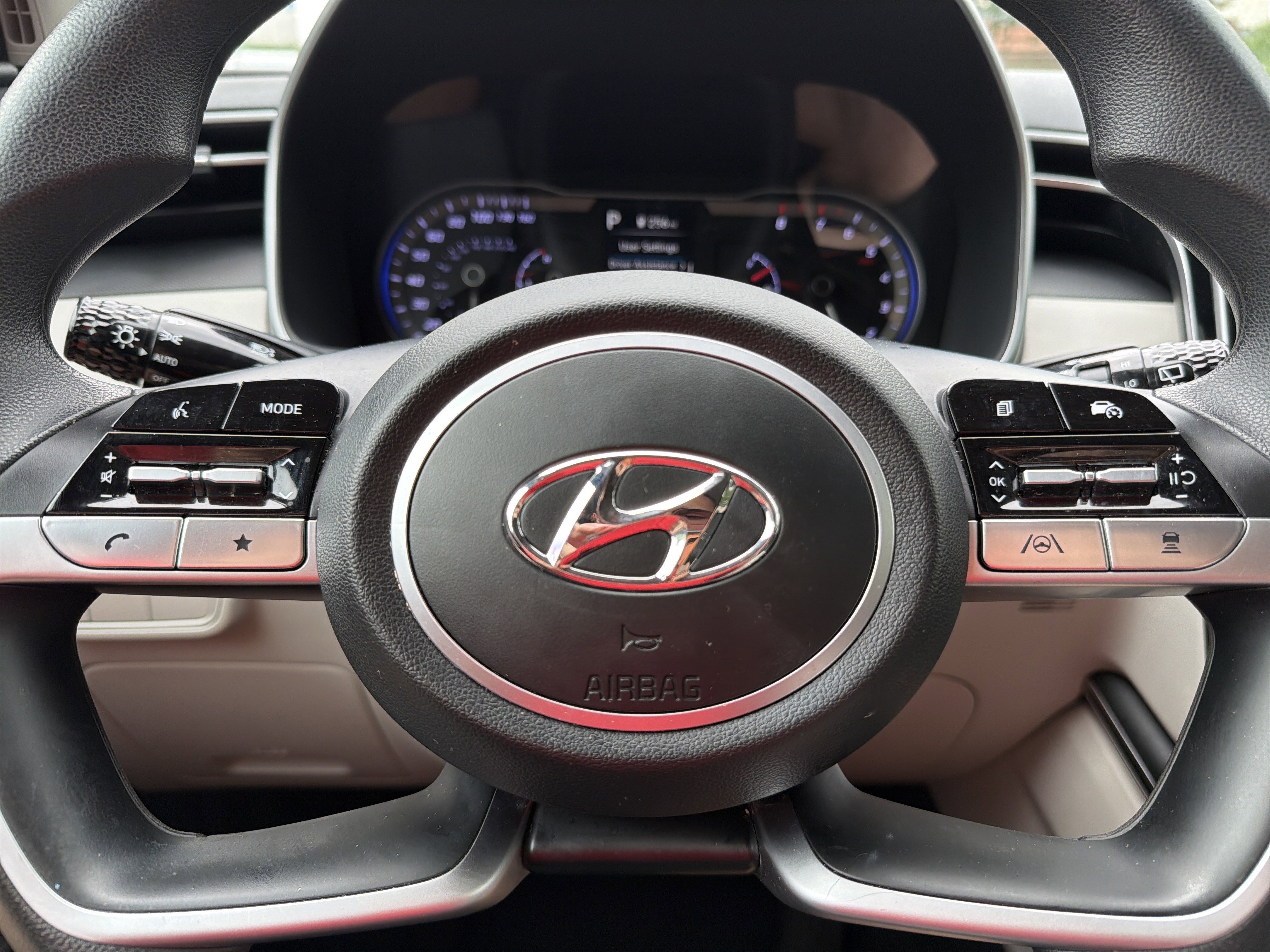Used 2024 Dark Gray Metallic Hyundai SEL image 10