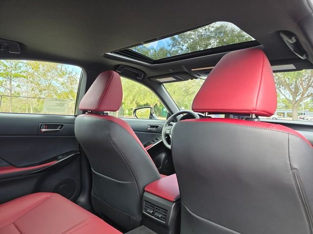 2025 Lexus IS 300 - Photo 12