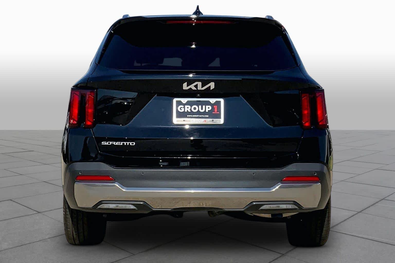 Pre-Owned 2025 Kia Sorento EX