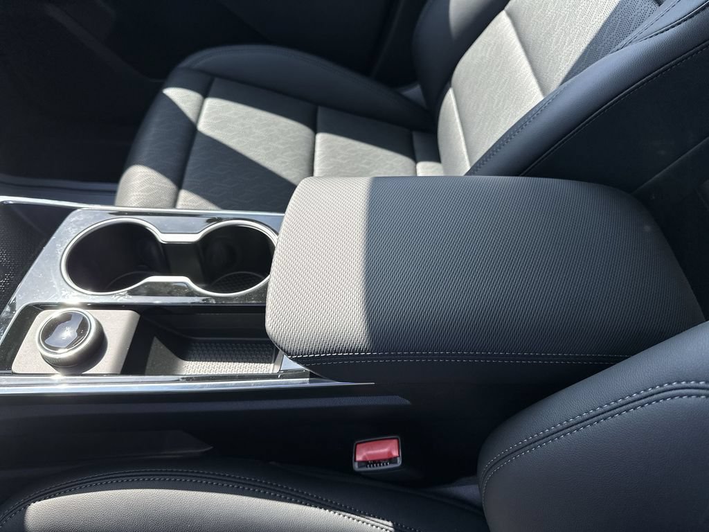 New 2026 Summit White Chevrolet LT image 26