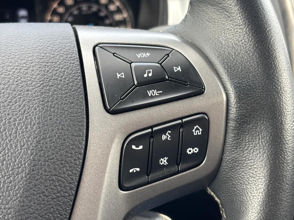 Used 2020 Silver Metallic Ford XLT image 18