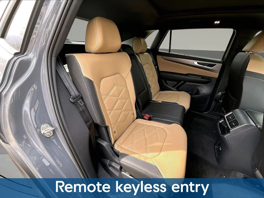 2026 Volkswagen Atlas Cross Sport SE w/Tech - Photo 12