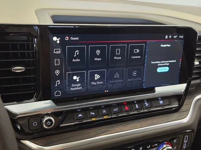 New 2026 Glacier White Tricoat GMC SLT image 19