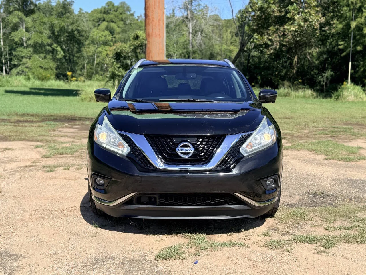 Used 2016 Black Nissan SL 4dr SUV image 9