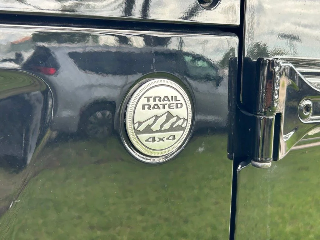 Certified Used 2018 Black Jeep Unlimited Sahara image 36