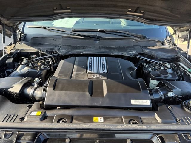 Used 2022 Gray Land Rover Autobiography image 19